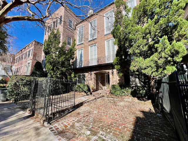 12 Wentworth Street, #B